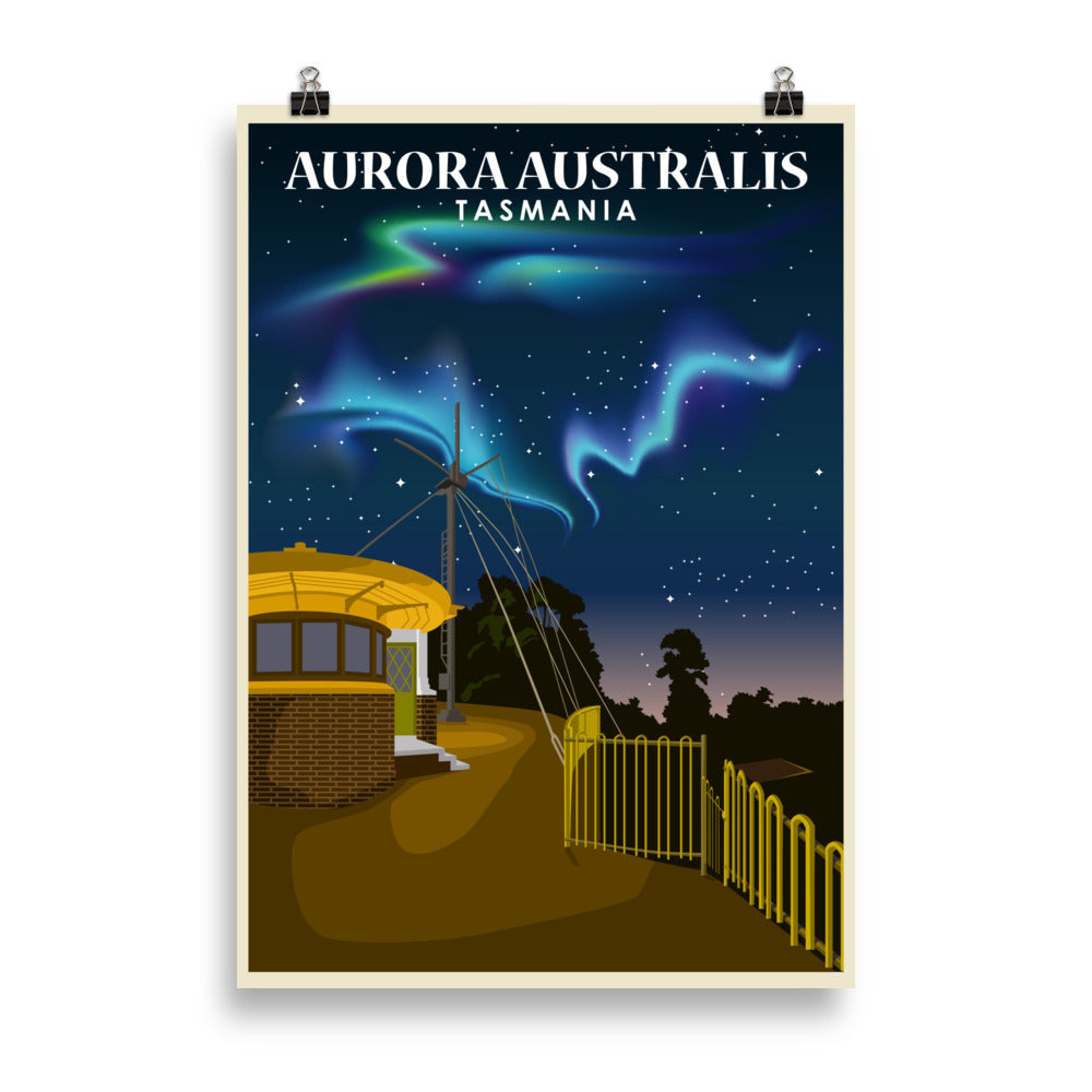 Dancing Southern Lights over New Zealand Peaks